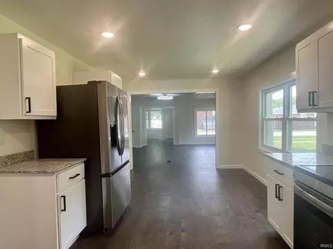 Entry Way - 103 E 2nd St, Converse, IN 46919 photo 2 of 2