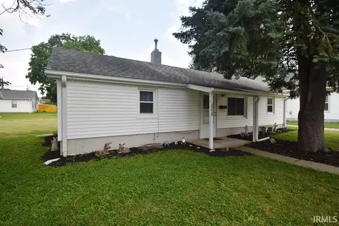 808 Dolsen St, Frankfort, IN 46041