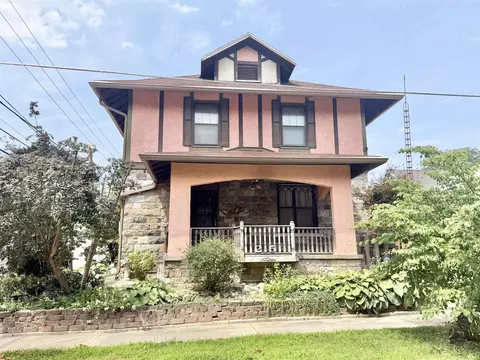 215 22nd St, Logansport, IN 46947