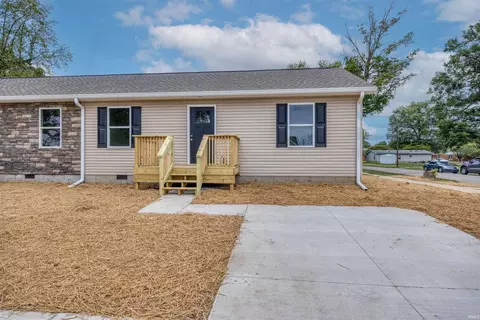 128 Lincoln St, Oakland City, IN 47660