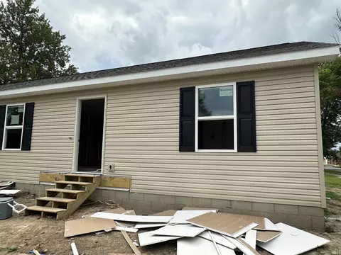 128 Lincoln St, Oakland City, IN 47660