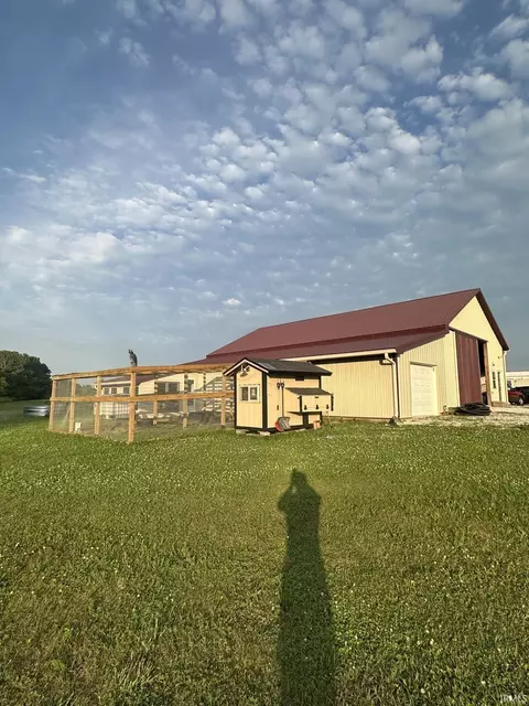 3192 W Keiser Rd, South Whitley, IN 46787