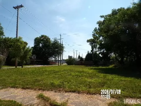 803 S Branson St, Marion, IN 46953