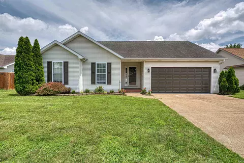 4022 Trinity Dr, Newburgh, IN 47630