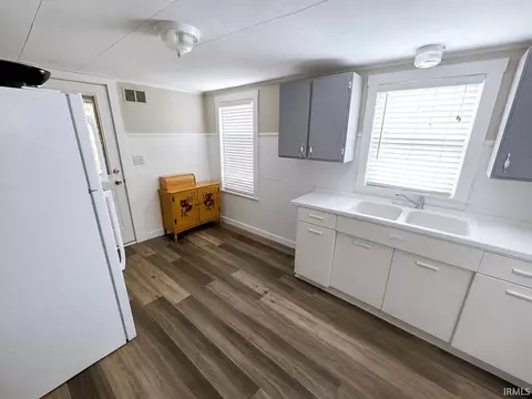 Kitchen - 3114 W Devon Rd, Muncie, IN 47304 photo 1 of 9