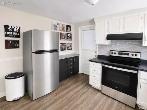 Kitchen - 3114 W Devon Rd, Muncie, IN 47304 photo 7 of 9