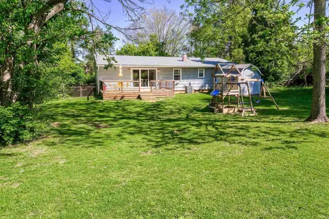 Exterior - 3910 E 10 St, Bloomington, IN 47408 photo 2 of 7