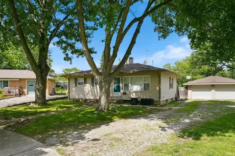 5126 Welwyn Ct, Fort Wayne, IN 46825