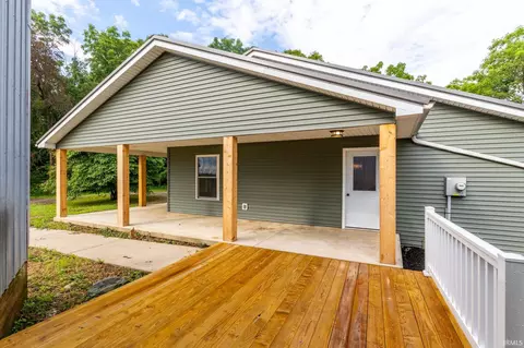 Exterior - 2165 E 400 S Rd, Wabash, IN 46992 photo 1 of 5