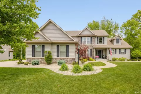 18195 Baldwin Dr, South Bend, IN 46637