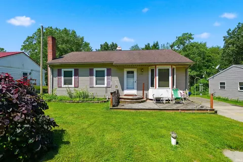 2501 W Side Dr, Warsaw, IN 46580