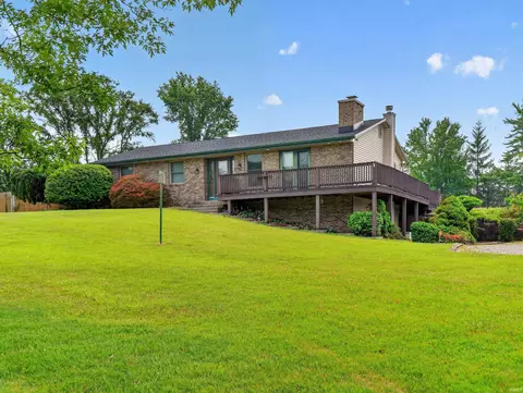 2014 E Gump Rd, Fort Wayne, IN 46845