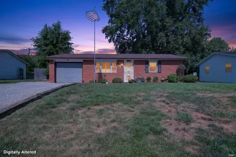 5405 Menomonee Dr, Kokomo, IN 46902