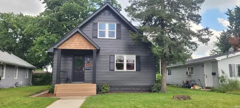730 Jackson St, Mishawaka, IN 46544