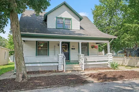 209 S Cottage Ave, Goshen, IN 46526