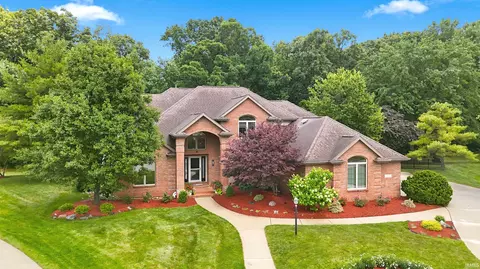 10902 Sherrelwood Ct, Fort Wayne, IN 46845
