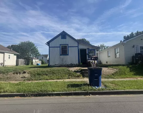 1613 W Jeffras Ave, Marion, IN 46952