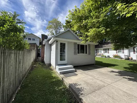 6820 E Harrold Pl, Churubusco, IN 46723