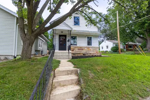 915 Delaware Blvd, Fort Wayne, IN 46805