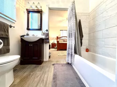 Bath - 1111 M St, Bedford, IN 47421 photo 2 of 3