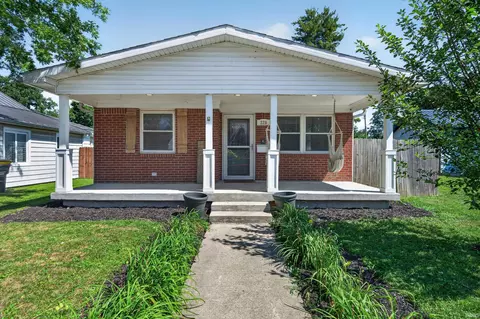 226 W Jackson St, Tipton, IN 46072
