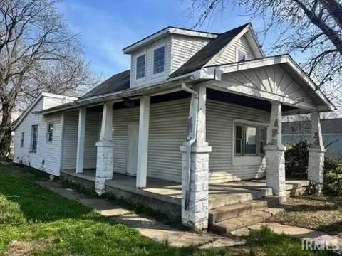 1425 E Uhlhorn St, Evansville, IN 47710