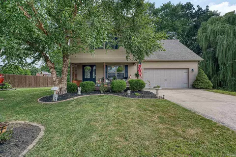 15521 Aj Dr, Evansville, IN 47725