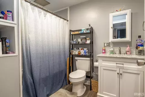 Bath - 1301 W 2nd St, Marion, IN 46953 photo 1 of 2