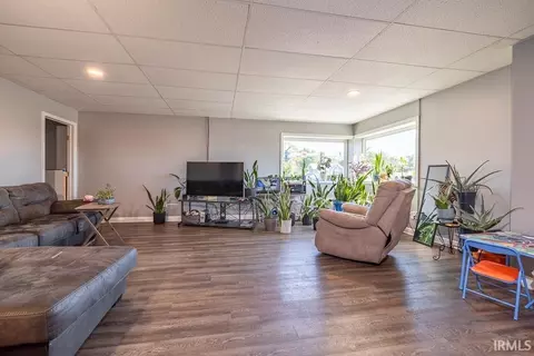 Living - 1301 W 2nd St, Marion, IN 46953 photo 1 of 1