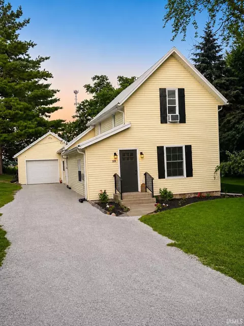 319 S Harrison St, Topeka, IN 46571