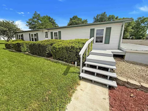 611 E Fifth St, Ferdinand, IN 47532 photo 2