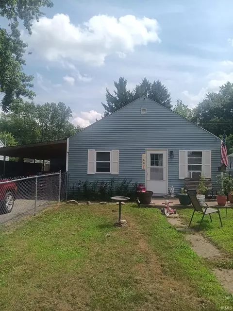 1807 E 23rd St, Muncie, IN 47302