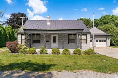 206 N 4th St, Monticello, IN 47960