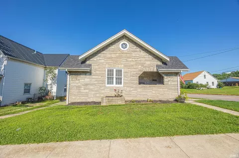 1445 Jackson St, Jasper, IN 47546 photo 3