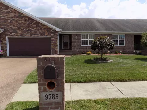 9785 Arbor Lake Dr, Newburgh, IN 47630
