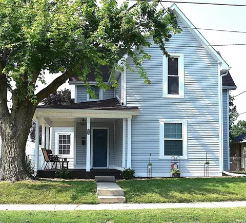 206 E Green St, Frankfort, IN 46041