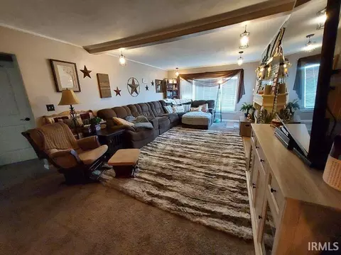 Living - 1037 Dorbett St, Jasper, IN 47546 photo 3 of 3