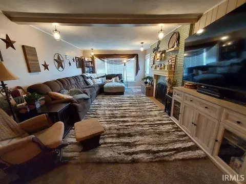 Living - 1037 Dorbett St, Jasper, IN 47546 photo 1 of 3