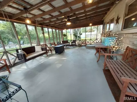 Exterior - 1037 Dorbett St, Jasper, IN 47546 photo 15 of 16