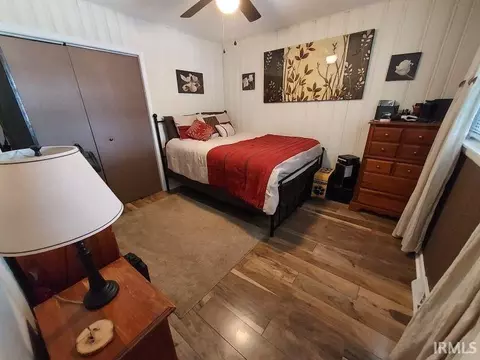 Bedroom - 1037 Dorbett St, Jasper, IN 47546 photo 3 of 4