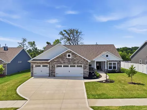 5867 Lourdais Ct, Fort Wayne, IN 46818