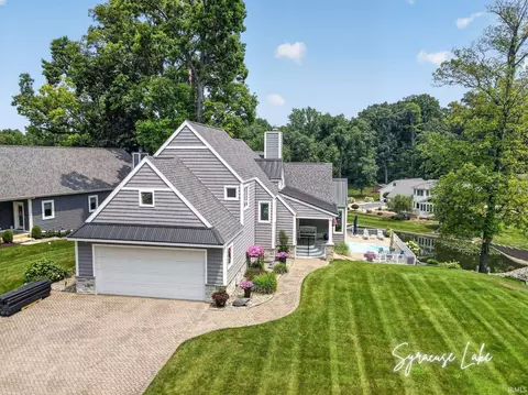 1102 N Shore Ln, Syracuse, IN 46567