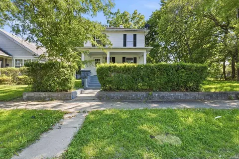705 W Indiana Ave, Elkhart, IN 46516