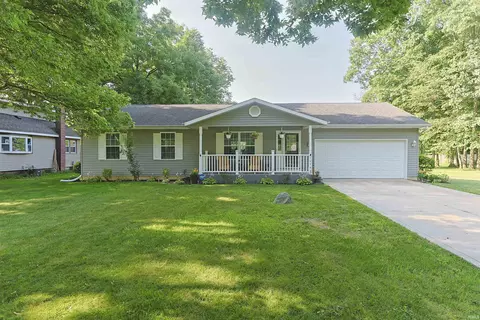 10740 Toledo Ave, Osceola, IN 46561
