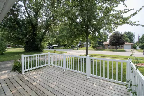 Exterior - 362 Parkway St, Lagrange, IN 46761 photo 6 of 12