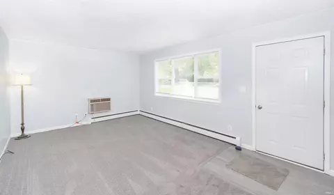 Living - 362 Parkway St, Lagrange, IN 46761 photo 2 of 2