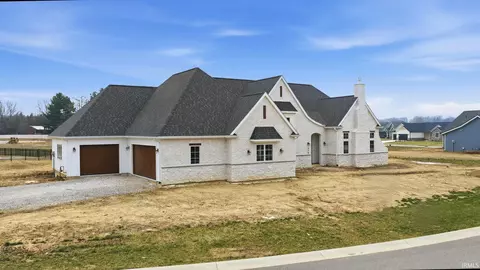 Exterior - 470 E Basalt Dr, Huntertown, IN 46748 photo 3 of 7