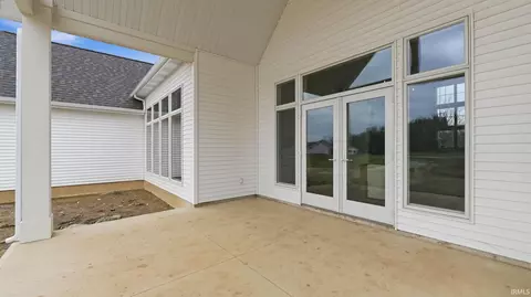Exterior - 470 E Basalt Dr, Huntertown, IN 46748 photo 5 of 8
