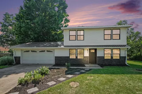 21 Barberry Dr, Osceola, IN 46561