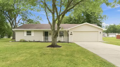 10026 Jamaica Dr, Fort Wayne, IN 46825